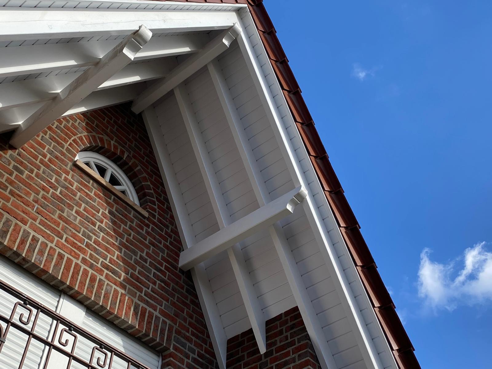 Reinigung von Dach&uuml;berst&auml;nden im s&uuml;dlichen Emsland.